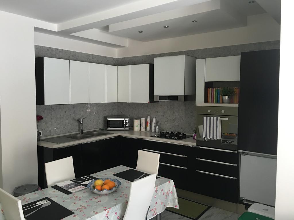 Supera Napoli Apartment エクステリア 写真