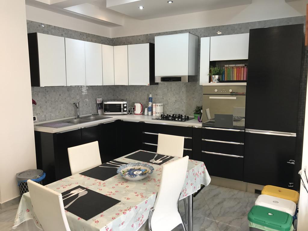 Supera Napoli Apartment エクステリア 写真